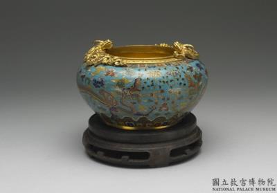 图片[3]-Copper vessel with cloisonne enamel decor, Qing dynasty, Qianlong reign (1736-1795)-China Archive